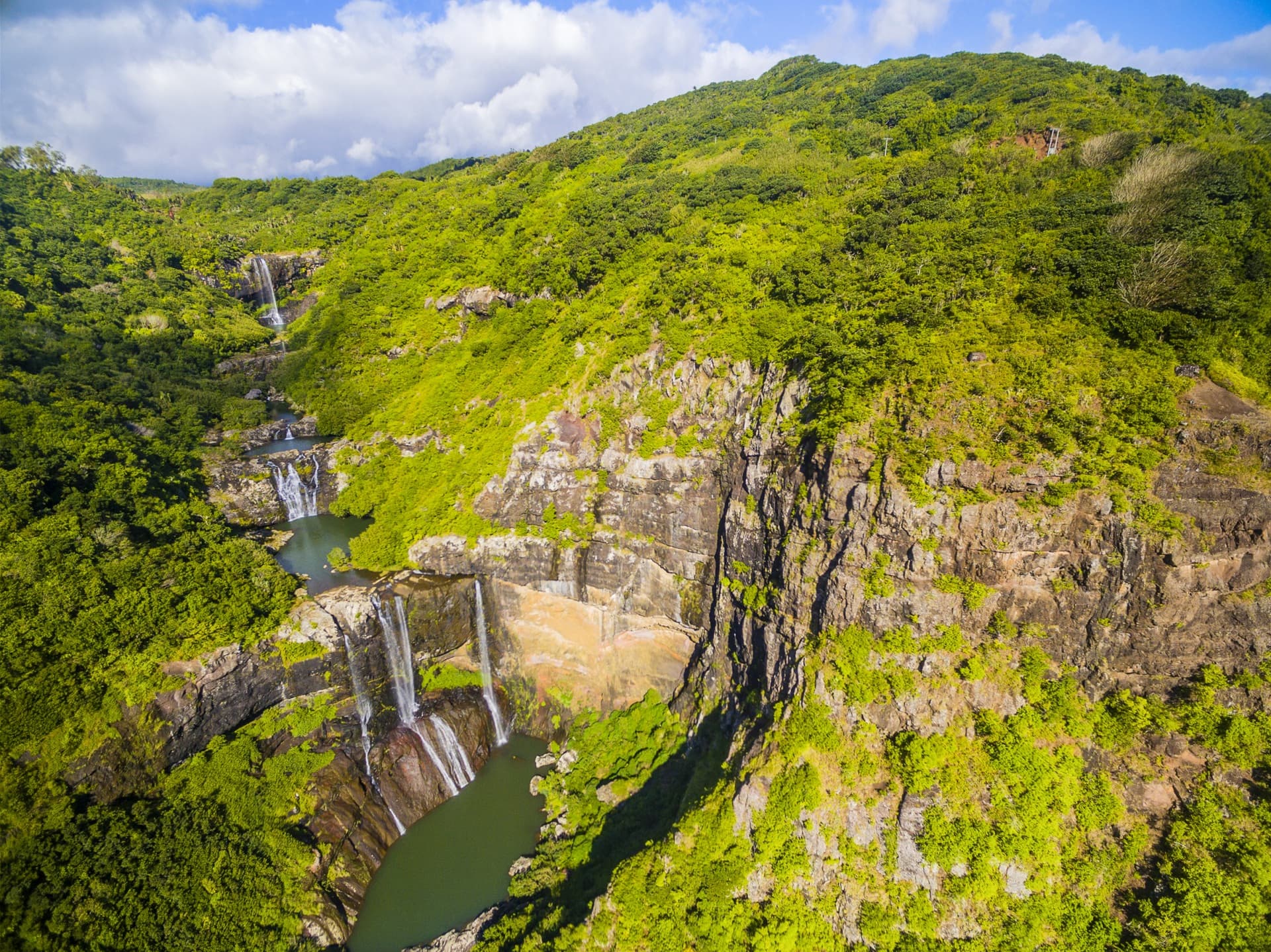 Seven Cascades (Tamarind Falls)